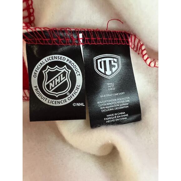 Chicago Blackhawks Superior Lace Hoodie. By OTS Size S NWT - Picture 3 of 12